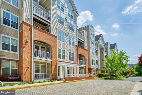 303-2701 Bellforest Ct, VIENNA, VA, 22180-7321 | Card Image