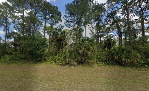 8057 Rolling Cir, Labelle, FL, 33935-5562 | Card Image