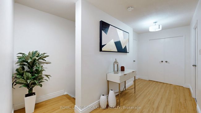 54 - 15 Pebble Byway, Condo with 3 bedrooms, 1 bathrooms and null parking in North York ON | Image 16
