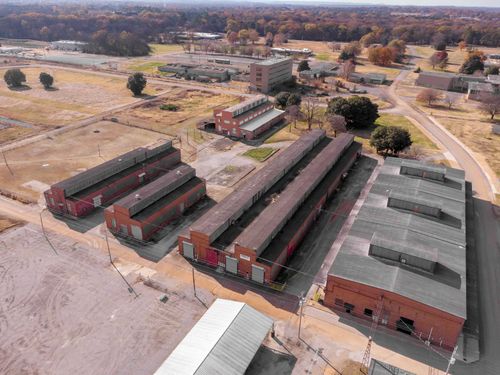 221 Wilbur Rd, Muscle Shoals, AL, 35661-1090 | Card Image