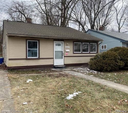 26437 Lehigh St, Inkster, MI, 48141-3285 | Card Image