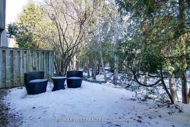81 - 60 Hanson Rd, Condo with 3 bedrooms, 3 bathrooms and 1 parking in Mississauga ON | Image 14