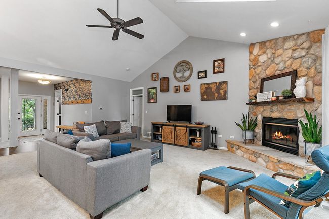 21516 Weiss Trl, House other with 4 bedrooms, 4 bathrooms and 3 parking in Marengo IL | Image 10