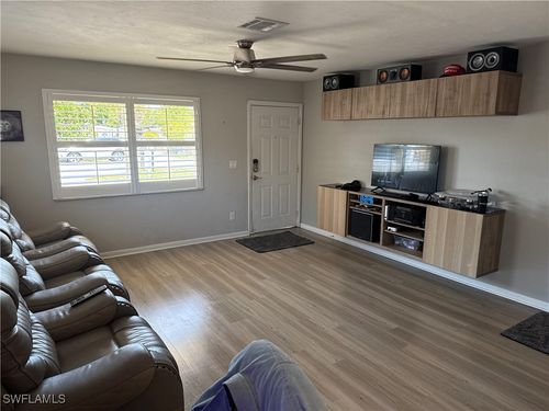 5422 Hardee St, NAPLES, FL, 34113-7811 | Card Image