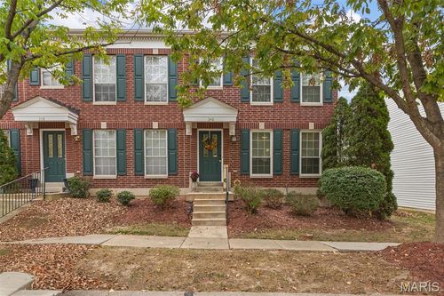 198-340 Heritage Commons Cir, O Fallon, MO, 63368-4130 | Card Image