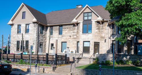 322 E Kirkwood Ave, Bloomington, IN, 47408-3586 | Card Image