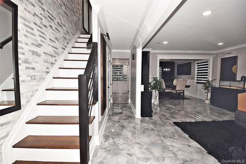 apt-7-1810 Front St, East Meadow, NY, 11554-2454 | Card Image