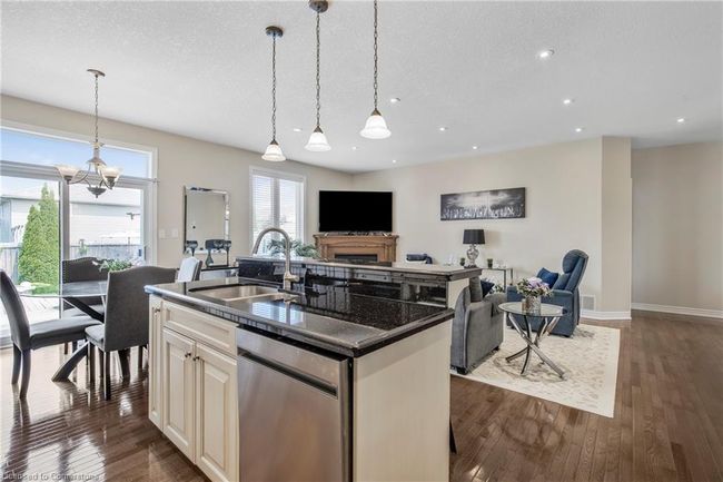 14 Mapleview Dr, House other with 2 bedrooms, 3 bathrooms and 6 parking in Hagersville ON | Image 22