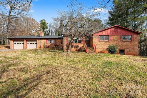 3442 Lester St, Conover, NC, 28613-9685 | Card Image