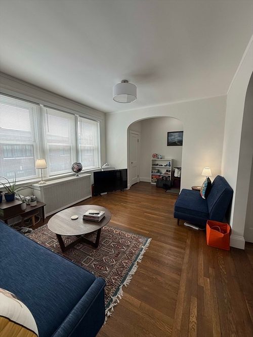 apt-6-429 Washington St, Brookline, MA, 02446-6130 | Card Image