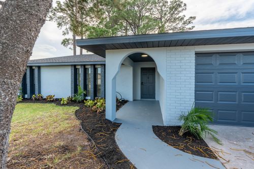 306 Harvey Ave Ne, Palm Bay, FL, 32907-2463 | Card Image