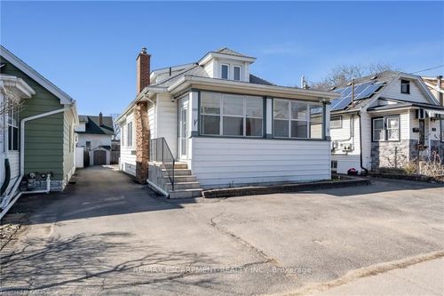 2-229 Geneva St, Saint Catharines, ON, L2R4R1 | Card Image