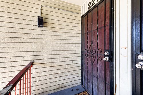 227-6767 N 7th St, Phoenix, AZ, 85014-1004 | Card Image