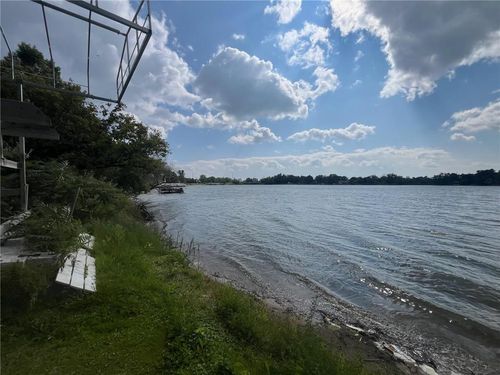 132 Summit Ave, Center City, MN, 55012-9643 | Card Image