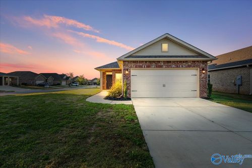126 Fellington Ct, New Market, AL, 35761-7771 | Card Image