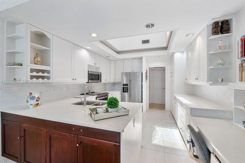 203-10411 Se Terrapin Pl, Jupiter, FL, 33469-1584 | Card Image