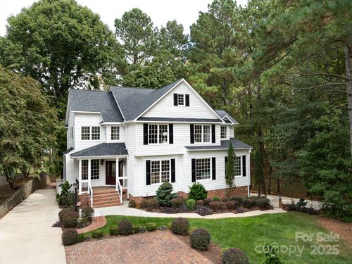 5619 Mountain Point Ln, Charlotte, NC, 28216-7756 | Card Image