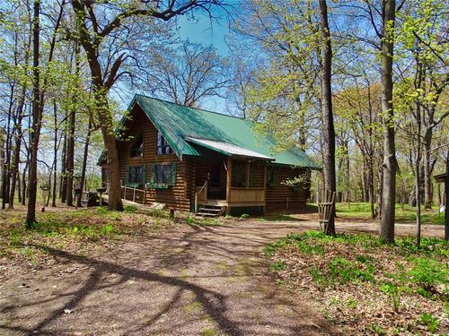 W7048 County Road D, ARKANSAW, WI, 54721-9220 | Card Image