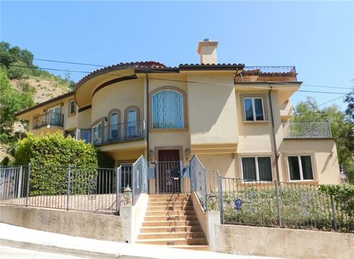 9706 Hensal Rd, Beverly Hills, CA, 90210-1210 | Card Image