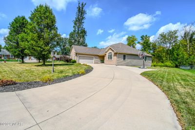 724 Briarwood Court, House other with 4 bedrooms, 3 bathrooms and null parking in Cridersville OH | Image 3