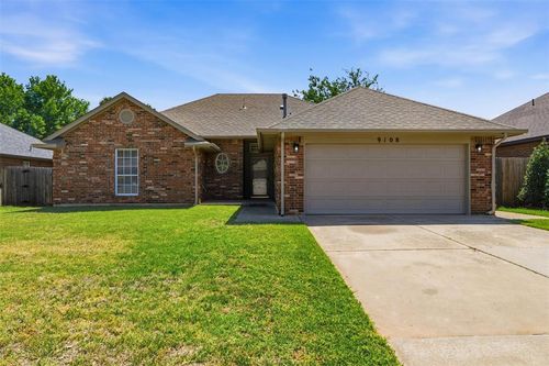 9108 Dena Ln, Oklahoma City, OK, 73132-1063 | Card Image