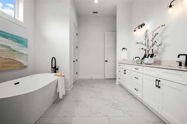 597 Buttonwood Dr, House other with 5 bedrooms, 7 bathrooms and null parking in Longboat Key FL | Image 57