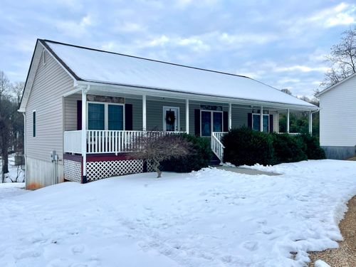 1745 Whitfield Dr, Bedford, VA, 24523-1428 | Card Image