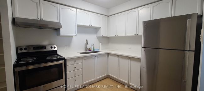 802 - 519 Dundas St W, Condo with 2 bedrooms, 1 bathrooms and null parking in Toronto ON | Image 12