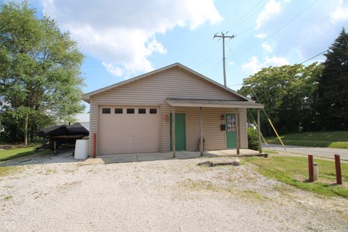 4945 Iowa St, Clayton, IN, 46118-9510 | Card Image