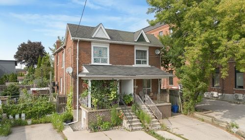 2 Rockwell Ave, Toronto, ON, M6N1N3 | Card Image