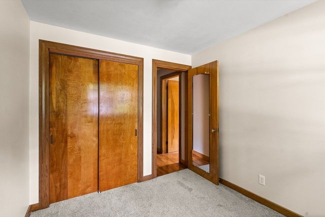 16 Sheldon Ave, House other with 3 bedrooms, 2 bathrooms and 2 parking in Easthampton MA | Image 30