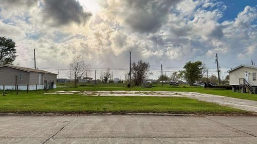 2682 Express Blvd, Houma, LA, 70363-7976 | Card Image