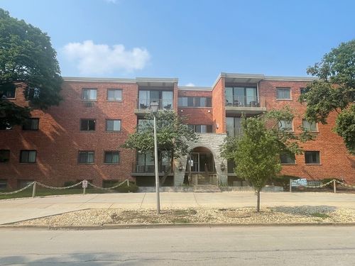 apt-202-197 W Armitage Ave, Elmhurst, IL, 60126-2347 | Card Image