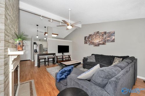 4984-4984 Seven Pine Cir, Huntsville, AL, 35816-1320 | Card Image