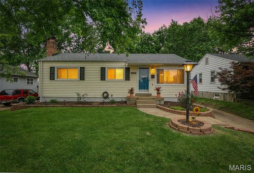 9541 Dulles Ct, Saint Louis, MO, 63123-6514 | Card Image