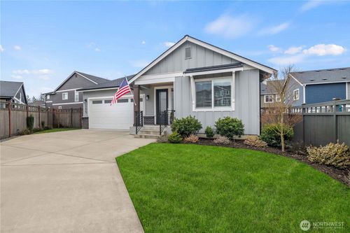 22867 Se Cherry St, Black Diamond, WA, 98010-5085 | Card Image