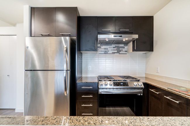 301 - 3333 Corvette Way, Condo with 1 bedrooms, 1 bathrooms and 1 parking in Richmond BC | Image 6