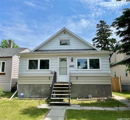 2033 Atkinson St, Regina, SK, S4N3W8 | Card Image