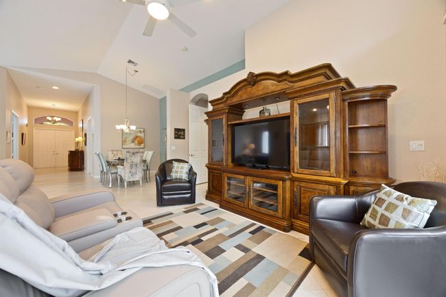 8926 Agliana Cir, House other with 3 bedrooms, 2 bathrooms and null parking in Boynton Beach FL | Image 20