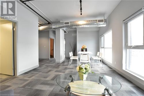 210-1 Victoria St S, Kitchener, ON, N2G0B5 | Card Image
