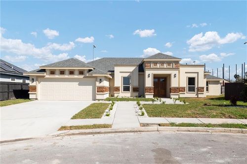 5704 N Ebony St, Pharr, TX, 78577-2690 | Card Image
