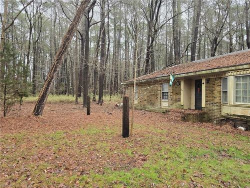 5533 Willow Lake Rd, Chesapeake, VA, 23321-1228 | Card Image