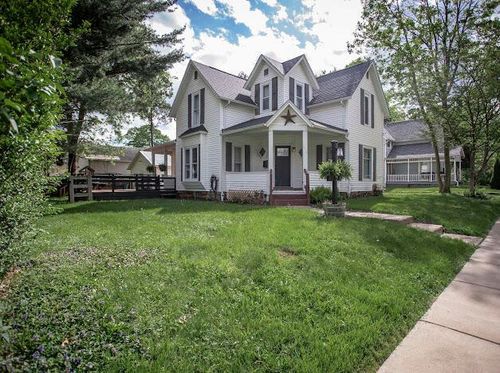 518 E Hamtramck St, Mount Vernon, OH, 43050-2644 | Card Image