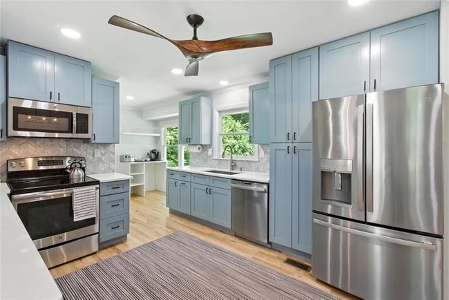184 Cold Creek Dr, House other with 3 bedrooms, 2 bathrooms and 5 parking in Alpharetta GA | Image 9
