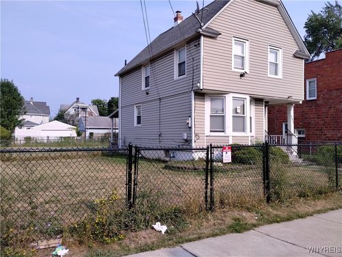 727 19th St, Niagara Falls, NY, 14301-2241 | Card Image
