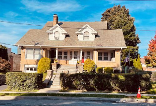 51 Union St, New Rochelle, NY, 10801-7407 | Card Image