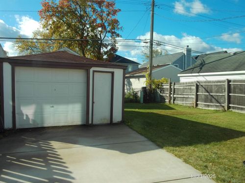 762 Ruffner Ave, Birmingham, MI, 48009-3661 | Card Image