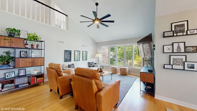 14352 Crystal Tree Dr, Home with 3 bedrooms, 4 bathrooms and 2 parking in Orland Park IL | Image 4