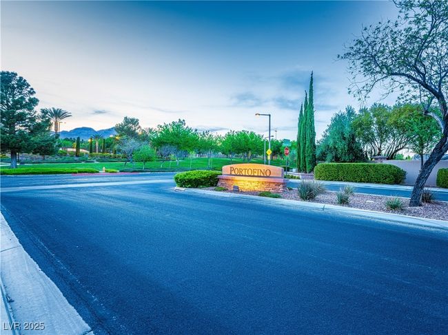 11220 Salentino Ave, House other with 3 bedrooms, 4 bathrooms and null parking in Las Vegas NV | Image 51