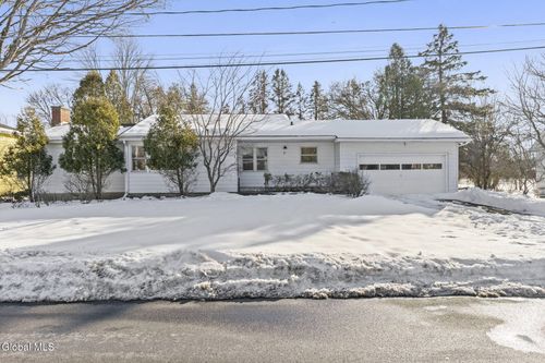 31 Magee Dr, Glenmont, NY, 12077-3413 | Card Image